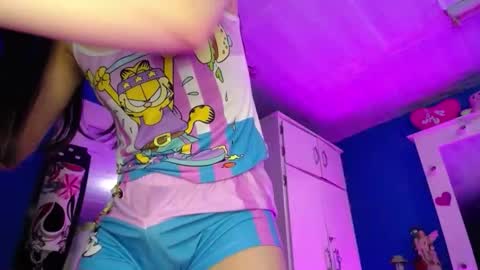 Snapshot of emmaxx7 chatting on 16, 10, 2025 Emma online show from 16, 10, 2025
