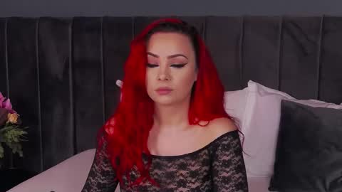 Snapshot of emmelyn_ chatting on 2, 3, 2026 Emm online show from 2, 3, 2026