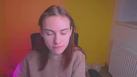 Emmi online show from 18, 2, 2025