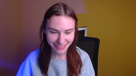 Emmi online show from 27, 2, 2025