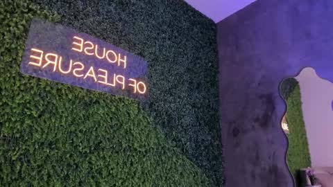 Snapshot of emmiily_z chatting on 11, 3, 2025 Emmiily online show from 11, 3, 2025