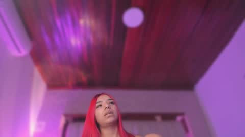    online show from 13, 4, 2026