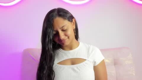 Snapshot of emmilybratz chatting on 20, 6, 2026 EMMILY online show from 20, 6, 2026