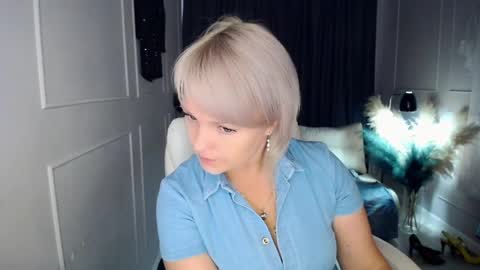 Snapshot of emmmam chatting on 16, 5, 2026 emmmam online show from 16, 5, 2026