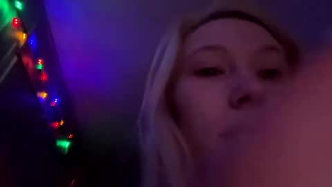 Snapshot of emmwarr1514 chatting on 27, 2, 2025 emmwarr1514 online show from 27, 2, 2025