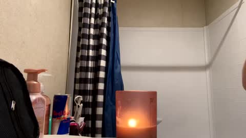 Snapshot of emmwarr1514 chatting on 1, 3, 2025 emmwarr1514 online show from 1, 3, 2025