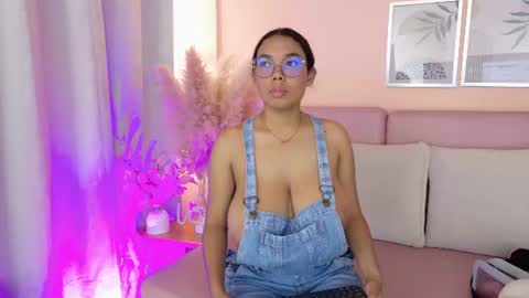 Snapshot of emmy_and_luna chatting on 2, 7, 2026 Emmy and Luna online show from 2, 7, 2026