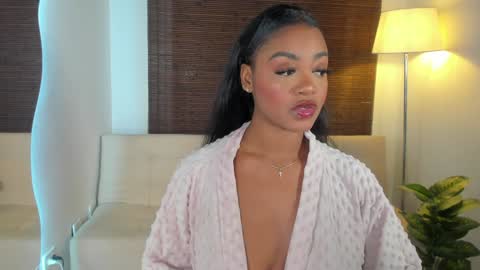 emmy_jacksson online show from 25, 1, 2025