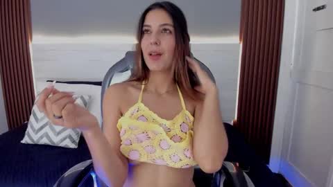Snapshot of emmy_meadows chatting on 2, 10, 2025 Emmy online show from 2, 10, 2025