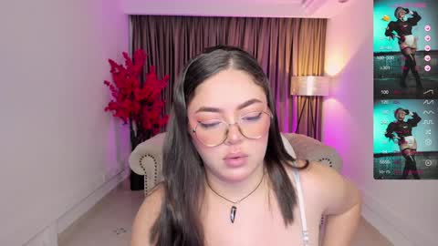 Emmy Walker online show from 28, 1, 2025