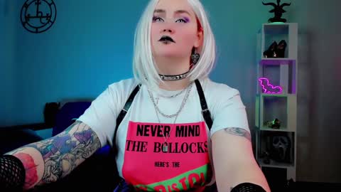 Emmy Bright     50  online show from 12, 1, 2025