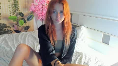 Snapshot of emmyfoxxofficial chatting on 3, 6, 2026 Emmylie online show from 3, 6, 2026