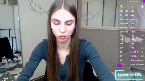 Snapshot of emmygreans chatting on 5, 3, 2025 Emmy online show from 5, 3, 2025