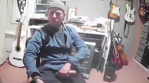 Snapshot of empirikal1 chatting on 15, 2, 2025 empirikal1 online show from 15, 2, 2025