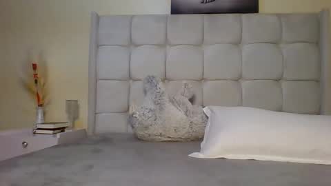 Snapshot of empressvee24 chatting on 11, 11, 2025 vee online show from 11, 11, 2025