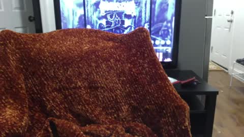 empusalamia online show from 16, 1, 2025