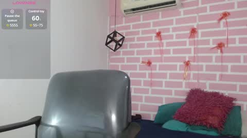 Emy online show from 1, 3, 2025