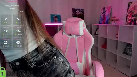 Snapshot of emy__angel chatting on 23, 9, 2025 emy__angel online show from 23, 9, 2025