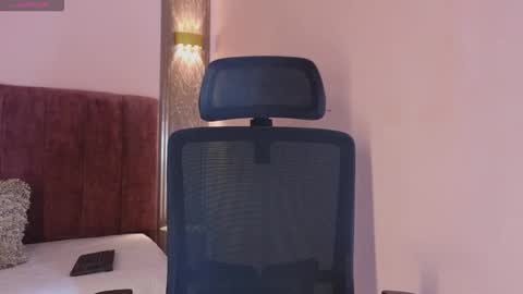 Emy online show from 8, 2, 2026