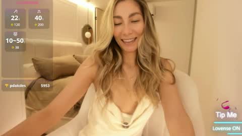 Snapshot of emyconneer chatting on 18, 6, 2026 emyconneer online show from 18, 6, 2026