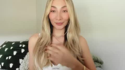 Snapshot of emyconneer chatting on 28, 7, 2026 emyconneer online show from 28, 7, 2026