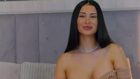  Emy  online show from 4, 11, 2025