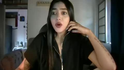 emyli lopez online show from 1, 12, 2025