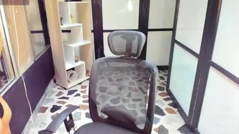 Snapshot of emysilver chatting on 14, 2, 2025 Emy Silver online show from 14, 2, 2025