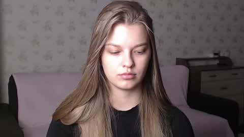 EmySway online show from 1, 12, 2025