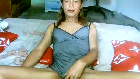 CHUN LY online show from 16, 4, 2026