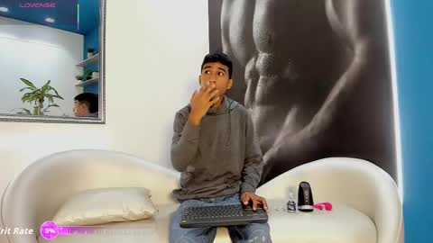 Snapshot of ender_h0t chatting on 18, 11, 2025 Ender online show from 18, 11, 2025