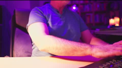 Snapshot of energybra chatting on 1, 1, 2025 uk online show from 1, 1, 2025