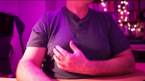 Snapshot of energybra chatting on 4, 11, 2025 uk online show from 4, 11, 2025