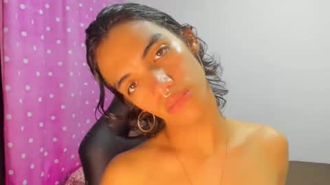 engel20042001 online show from 14, 12, 2024