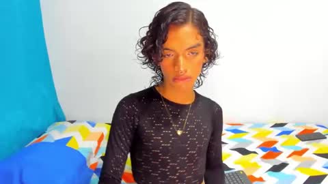 engel20042001 online show from 22, 12, 2024