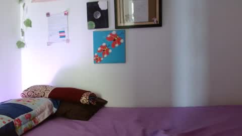 engel20042001 online show from 15, 10, 2025