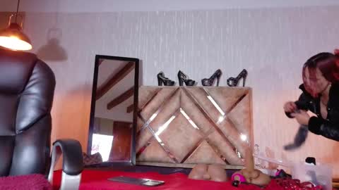 Snapshot of engel_devil chatting on 5, 2, 2026 Engel online show from 5, 2, 2026