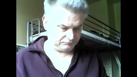 englishguysurrey online show from 10, 3, 2025