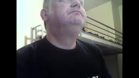 englishguysurrey online show from 6, 1, 2026