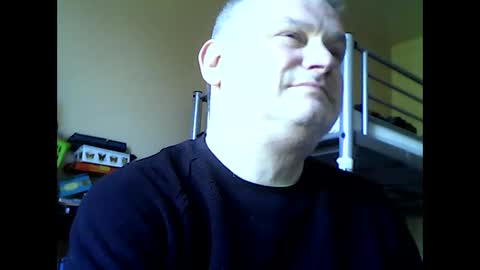 englishguysurrey online show from 24, 4, 2026