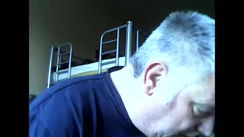 Snapshot of englishguysurrey chatting on 17, 5, 2026 englishguysurrey online show from 17, 5, 2026