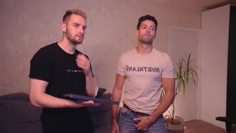 Johnny online show from 12, 9, 2025