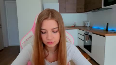 enjoyeverymoment_ online show from 15, 3, 2026