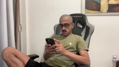 Snapshot of enjoythetrip chatting on 20, 6, 2026 Luke online show from 20, 6, 2026