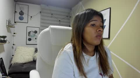 Snapshot of enma_clark chatting on 4, 11, 2025 Enma clark online show from 4, 11, 2025