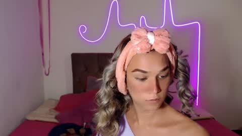 Enma Rojas online show from 9, 12, 2024