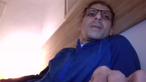 Snapshot of enri222 chatting on 26, 2, 2025 rineking online show from 26, 2, 2025