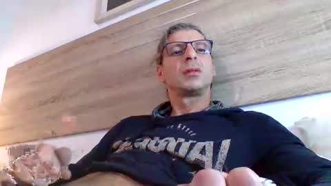 Snapshot of enri222 chatting on 2, 12, 2025 rineking online show from 2, 12, 2025