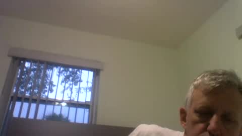 Enrique online show from 11, 10, 2025