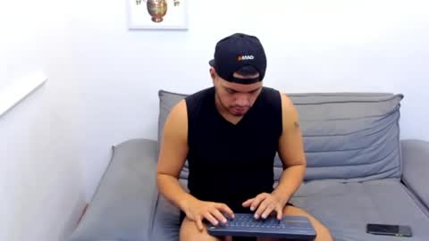 enrique online show from 13, 1, 2025